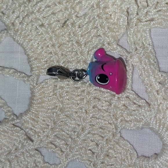 Charm u watering pot Charm - Picture 1 of 3